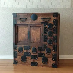 骨董家具　時代タンス　鍵付き　帳場箪笥　引出し　引き戸