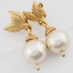 V317 イヤリング フェイクパール スイング ゴールドカラー デザイン コスチュームジュエリー