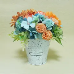 〈造花〉オレンジブルーのアレンジ