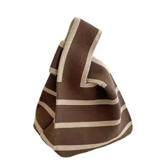 【新品】 [NANYONGYU] ニットバッグ トートバッグ レディース 編み物 手提げ おしゃれ 可愛い柄 エコ サブ かばん 丈夫 軽量 厚手 柔らかい ミニトート 通勤 お出かけ ギフト 贈り物 プレゼント (ストライプ-コーヒー, M)