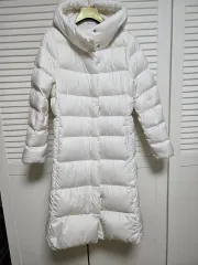 白ロング丈フードダウンコート