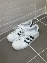 アディダス SUPERSTAR II (IH8659) 260