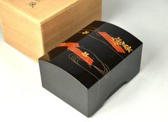 値下げ済】三越取扱 会津塗 本金（純金）蒔絵 梅図 小箱 共箱 伝統工芸