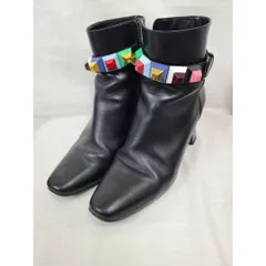 FENDI ブラックレザーショートブーツ　 スタッズ付き FENDI（フェンディ） FENDI KIDS キッズ ショートブーツ JMR459 A379