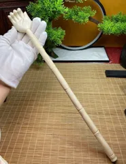 天然マンモス牙美しい手作り彫刻 1孫の手 痒み搔き棒 - メルカリ