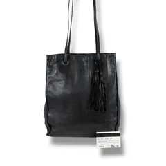 PRADA プラダ　タッセルチャーム付き　トートバッグ　肩掛け　セミショルダー　フリンジ　ブラック　ナッパレザー