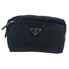 PRADA プラダ バニティ バッグ オールレザー 三角ロゴ コスメポーチ 黒 