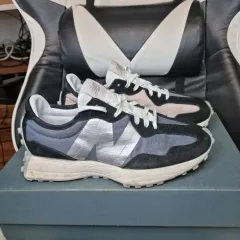 ニューバランス 327 スニーカー (240)