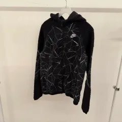 ナイキ マルチロゴ フリース フーデッドジップアップ