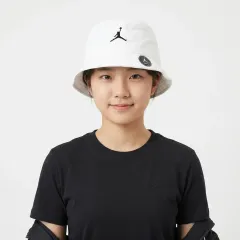 新品 ジョーダン キッズ ジュニア バケットハット 白 (8歳 成人レディース)