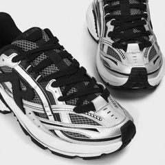 リプレゼント メンズ シューズ スニーカー Represent Menstorm Runners Glossy Clips Matte Finish TrainersilverBlack ブラック