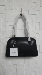 スタンドオイル モモ large ブラック