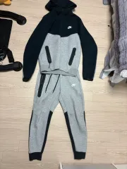 ナイキ テックフリース セットアップ ブラック/グレー トップス m ボトムス m