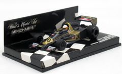 ロード シグネチャー 1/18 フォードウッディワゴン 1948 コイン付き