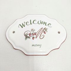 イマンダイアナローズWelcomeボードとオードリホーローソープケース2点
