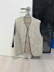 GU アイボリー キルティング ベスト