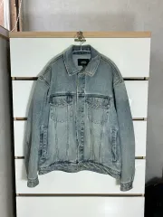 ムシンサスタンダード デニムジャケット ライトブルーデニムジャケット 105(XXL) 120,000円