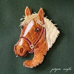 ワッペン 馬  刺繍  アイロン ホース  アイロンワッペン  アップリケ  ステッカー   動物  バッジ  雑貨  ブローチ  小物  パタパタ民族