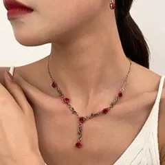 アンティーク レッド ローズ ネックレス 薔薇モチーフ ゴールド ネックレス 韓国アクセ かわいい 甘い 上品 エレガント 華やか ヴィンテージ調 レトロ ロマンチック 高見え プチプラアクセ