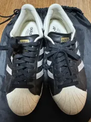 アディダス SUPERSTAR