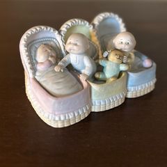 加藤工芸 陶器製 子供のフィギュア 3体セット キューピー 加藤工芸 陶器製 子供のフィギュア 4体セット キューピー - メルカリ