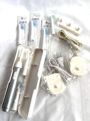 OMRON Mediclean 3200 電動歯ブラシ本体 HT-B3200 - メルカリ