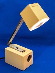 歯科技工 光重合器 GCステップライト SL-1 歯科技工 予備光重合器 GCステップライトSL-I 替ハロゲン付 - メルカリ