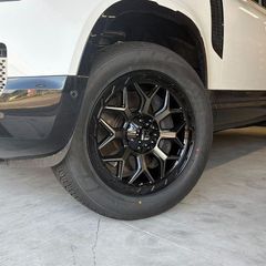【購入後未使用】現行ディフェンダー純正20インチ＆ノキアンR3 SUV4本セット 購入後未使用】現行ディフェンダー純正20インチ＆ノキアンR3 SUV4本