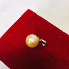 白蝶真珠ゴールド(約15.2×15.6㎜ )＊ SV925チェーン付き - メルカリ