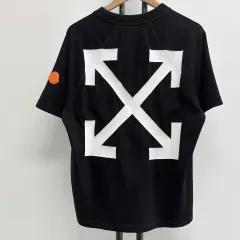 M モンクレール オフホワイト 半袖Tシャツ