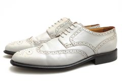 未使用 定価4.2万 Tomo&Co ウイングチップ 26cm ホワイト - メルカリ