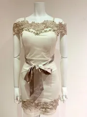 1425 dazzy store デイジーストア キャバクラ ドレス ミニ リボン ドット シアー レース刺繍 オフショル タイト キャバドレス S