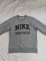 ナイキ スポーツウェア スウェット