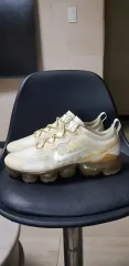 ナイキ エア ヴェイパーマックス 2019 GOLD (250)