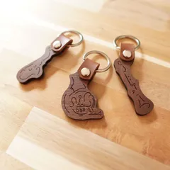 【吹奏楽イラスト×名入れ 木製キーホルダー】全22種 選べる楽器デザイン 卒業・卒部 発表会 演奏会 記念品 プレゼント