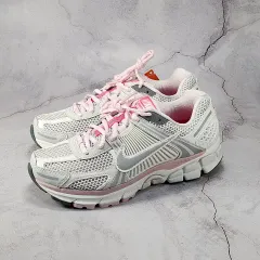 NIKE ナイキ レディース 23.5cm エア ズーム ボメロ 5 ピンク 新品
