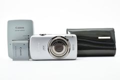 美品】Canon IXY 32s シルバー デジタルカメラ - メルカリ