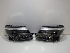 ルーミー M910A 右ヘッドランプ・ヘッドライト X S スタンレー W3920