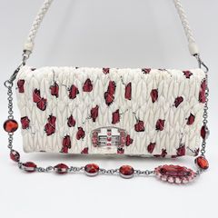MIU MIU（ミュウミュウ）ラ ムール キルティング ショルダーバッグ チェーンバッグ ハート柄 ホワイト系 ファブリック シルバー金具 3WAY レディース【中古】 MIU MIU（ミュウミュウ）ラ ムール キルティング ショルダーバッグ