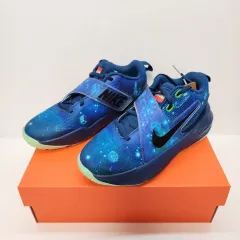 ナイキ ジュニア チーム ハッスル スニーカー