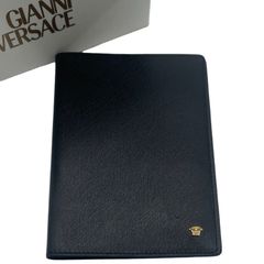 超美品】ジャンニ・ヴェルサーチ 名刺入れ - メルカリ