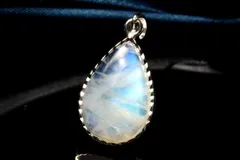 【１点物】AAAシラー光彩☆シルバー925 ブルームーンストーン　15x10mm　ドロップ ペンダントトップ パワーストーン 天然石 _PD1395