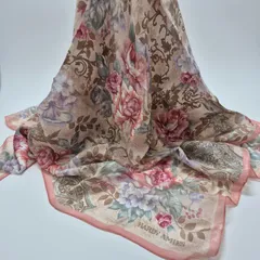 【used品】美品！HARDY AMIES レディーススカーフ シルク100%のサムネイル