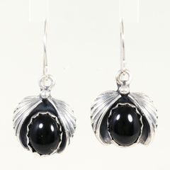 J020】ヴィンテージ ナバホ ブラックオニキス フェザー ピアス - メルカリ