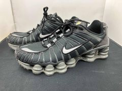 Nike Shox スニーカー グレー/ブラック/ライム - メルカリ