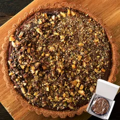 【送料無料】【ネコポス出荷】ザクザク食感が楽しめる!!クーベルチュールチョコレート使用のチョコくるみタルト5号