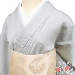 色無地 着物 中古 正絹 袷 紋付き セミフォーマル 地模様 花紋 動物