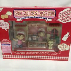 ペコぽこスイーツデイズ カレンダー ペコちゃん 卓上カレンダー - メルカリ
