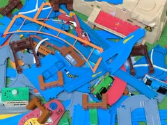 プラレール まとめ売り 大量　直線 曲線 坂曲線 ターンアウト レール 橋脚 情景