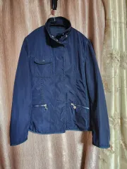 モンクレールウィンドブレーカー 2